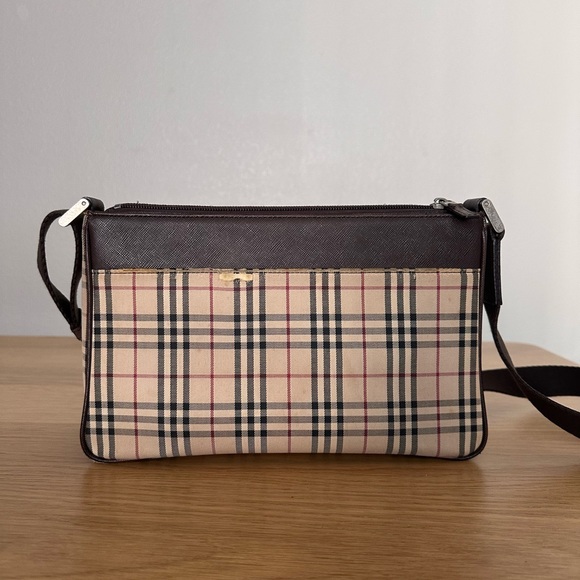 Burberry Crossbody Bag - Picture 3 of 17